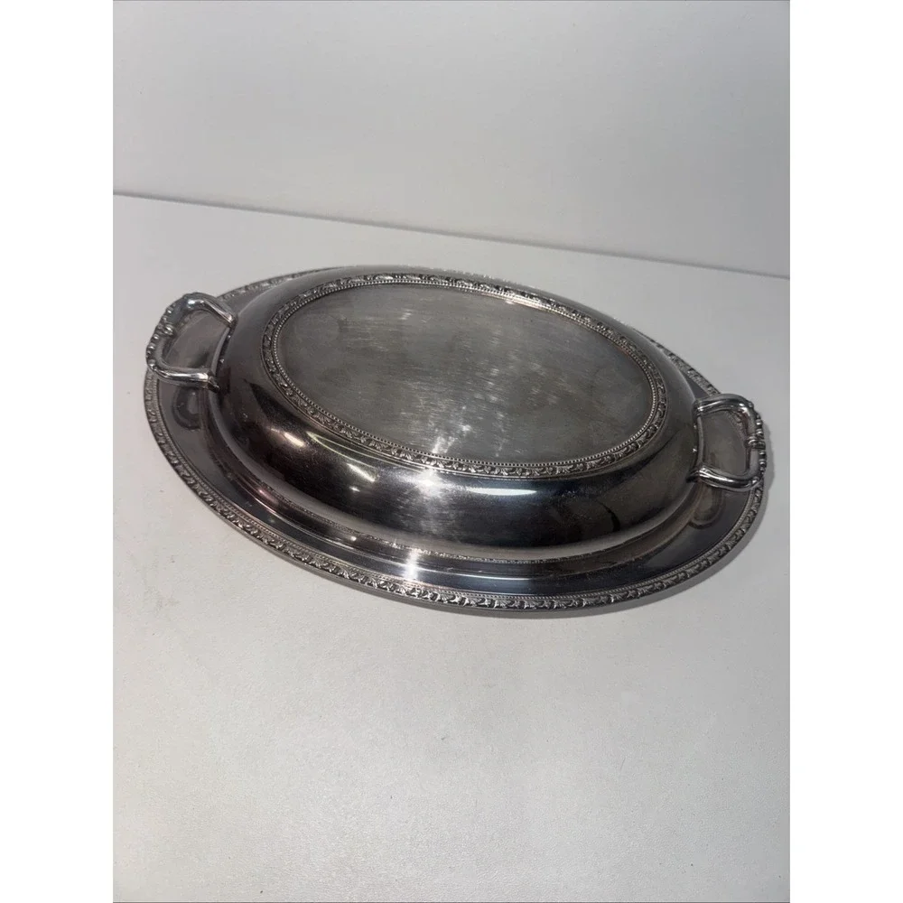 BERWICK Wm A ROGERS 7990 2 PIECE COVERED SERVING‎ DISH SILVERPLATE OVAL